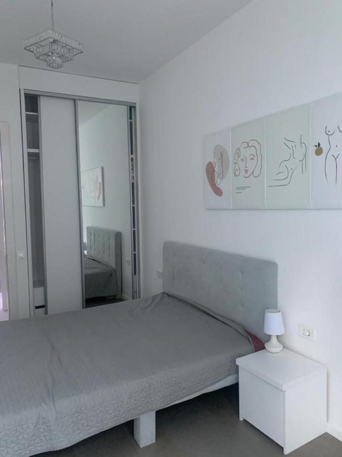 Luka Appartement Budva Buitenkant foto