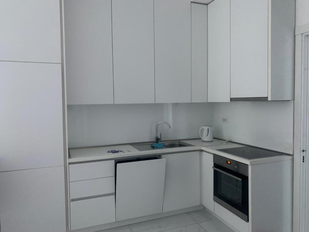 Luka Appartement Budva Buitenkant foto