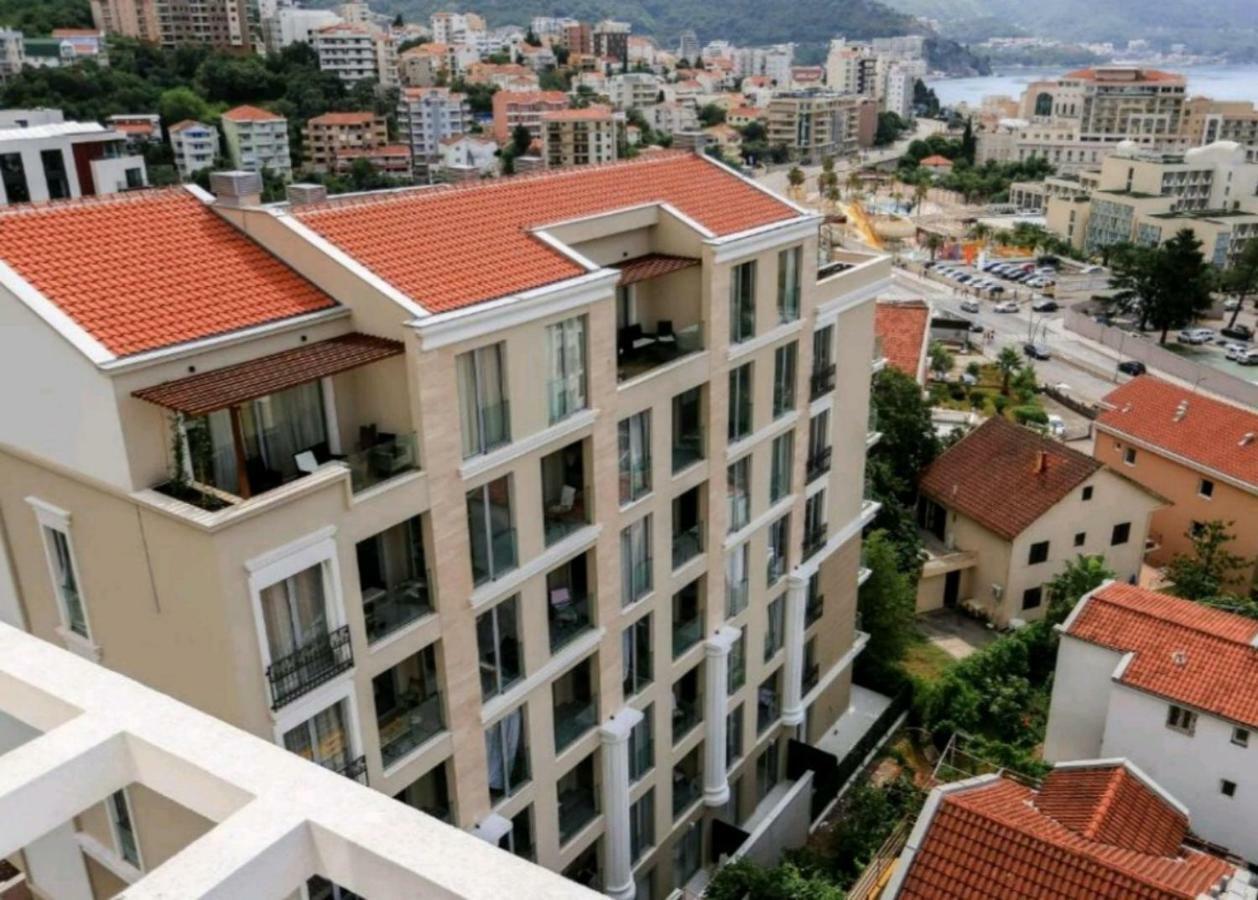 Luka Appartement Budva Buitenkant foto
