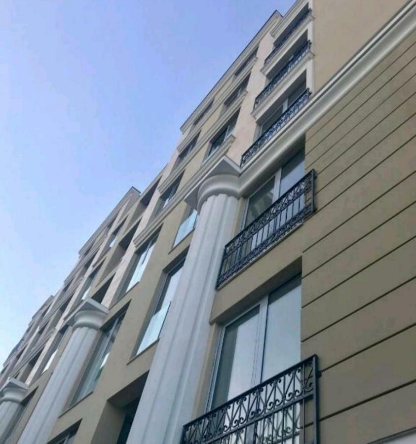 Luka Appartement Budva Buitenkant foto