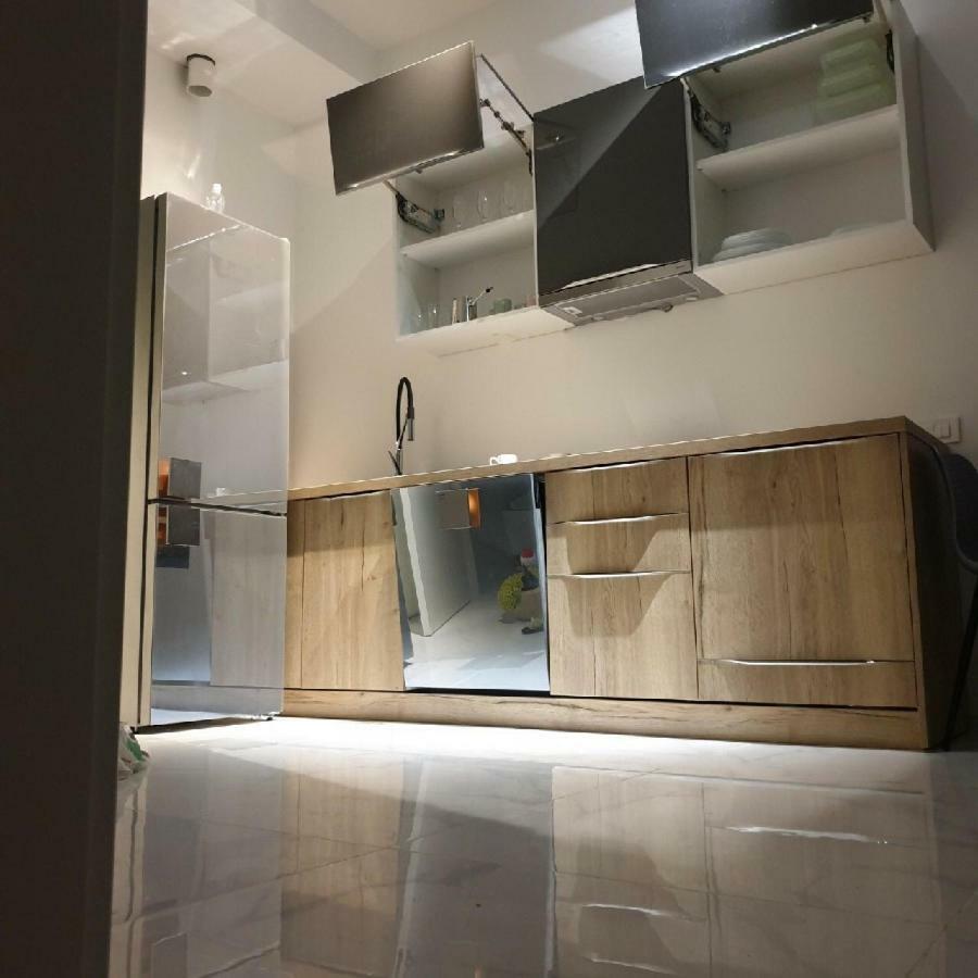 Luka Appartement Budva Buitenkant foto