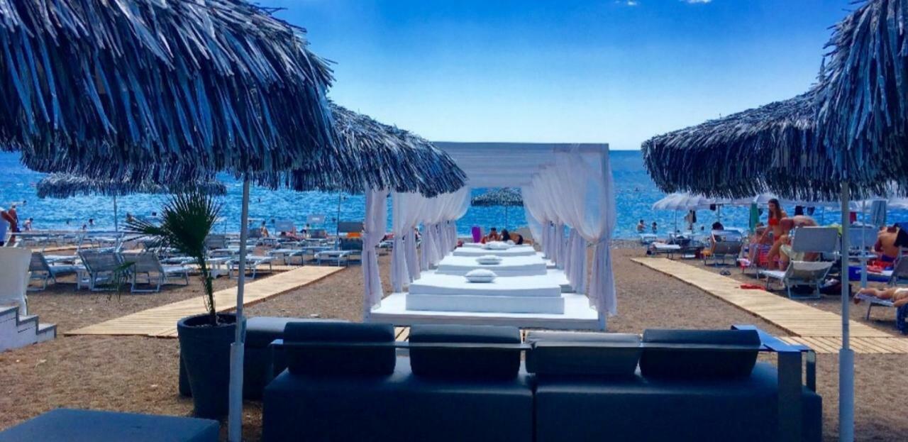 Luka Appartement Budva Buitenkant foto