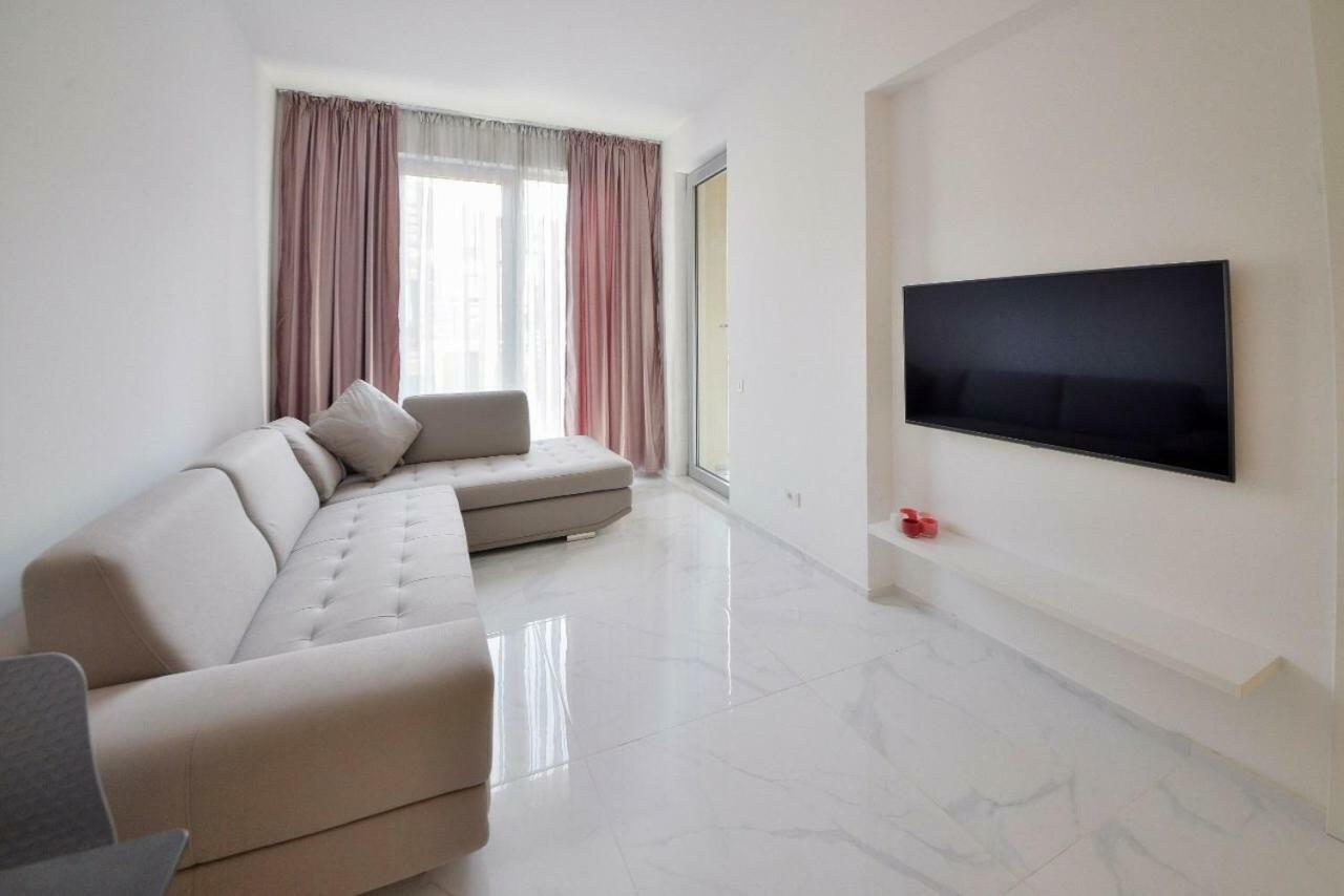 Luka Appartement Budva Buitenkant foto