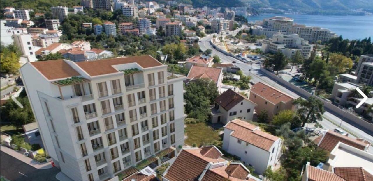 Luka Appartement Budva Buitenkant foto