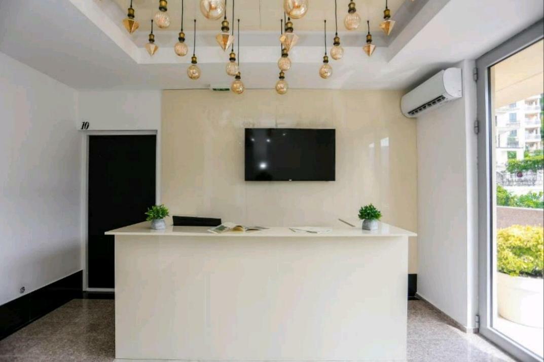 Luka Appartement Budva Buitenkant foto